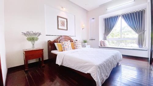 Moon Homestay Huế