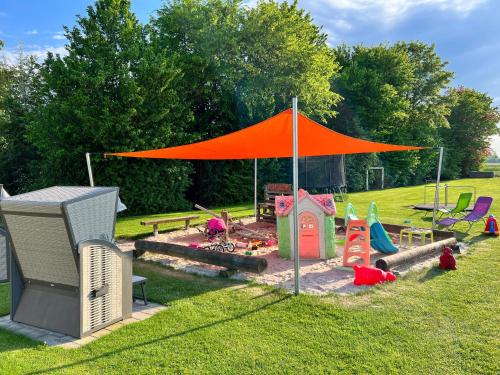 Ela's Hof - Sommerflieder in Rieste