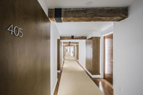 Chambre individuelle, salle de bain partagée