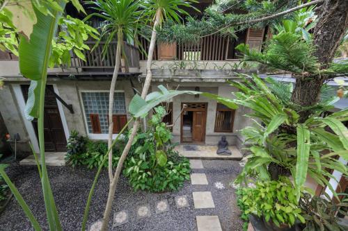 Three-Bedroom Villa image 10