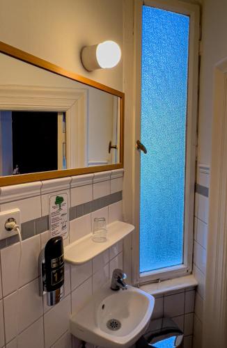 Hotel-Maison Am Olivaer Platz - image 11
