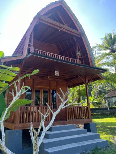 Villa Joglo tepi sungai