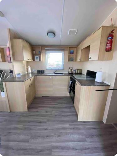 Cozy’s caravan hire in 洛西茅斯