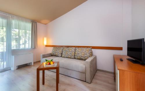 Hunguest Hotel Sun Resort - image 9