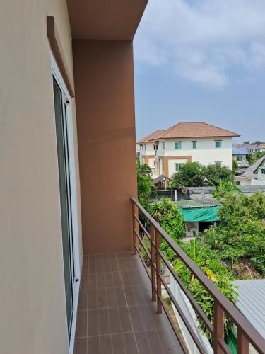 เคทู เกสเฮาส์ (K2 Guesthouse), Chonburi (fotografie 10)