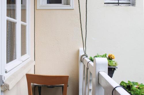 Charming duplex with balcony in the 16th - image 14