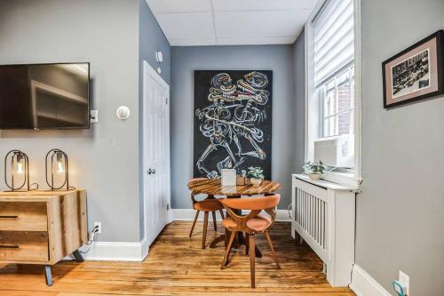 Fabulous Corner with views of historic Old City! in Philadelphia, USA
