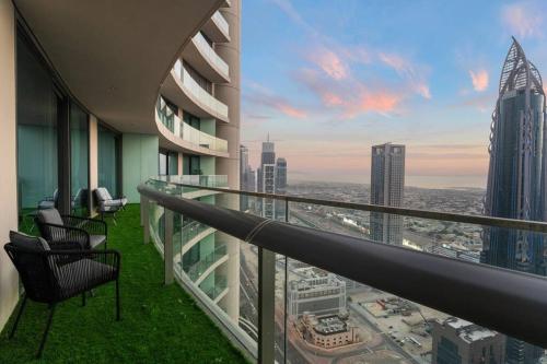 Luxe 2BR Burj Vista Retreat, Steps from Dubai Mall & Burj Khalifa, Dubai (Foto 5)