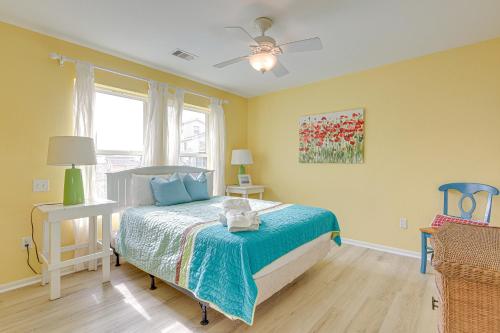 Updated Galveston Home with Deck - 150 Ft to Beach! - image 14