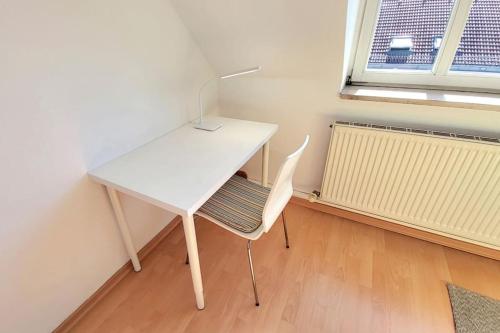 2-Zimmer-Traumwohnung: Schick * hell * ruhig * große Räume * zentrumsnah