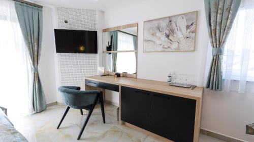 Large Twin Room