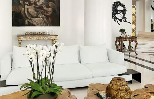 Fantastic 1BR Suite in the Heart of Athens - image 10