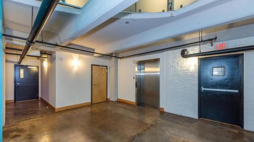 Landing at Star Lofts - 2 Bedrooms in Petersburg in Petersburg, USA