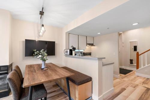 Beautiful Condo in Whistler in Whistler, Canada