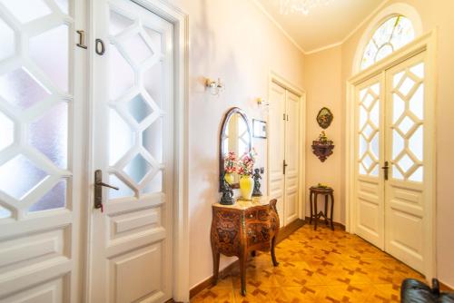 Giovanna Boutique Rooms & Pool 4