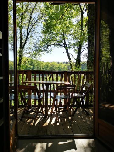 Balkons/terase, Les cabanes au bord du lac in Laroquebrou