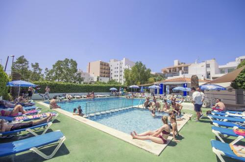 Swimming pool, azuLine Hotel Llevant in Ibiza