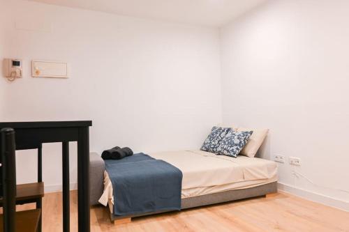 For You Rentals Lindo estudio TEMPORAL en barrio Justicia SLR16