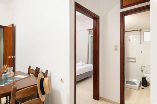 Galaxy Hotel - image 4
