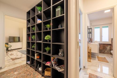 Flower Apartment - main image