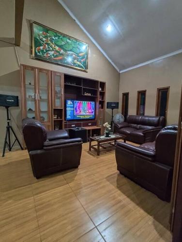 Niki Mawon Homestay Niki Mawon Homestay