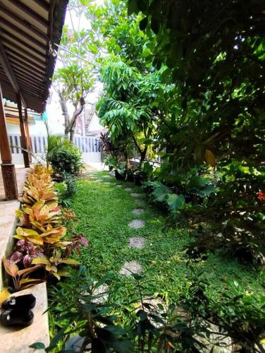 Niki Mawon Homestay Niki Mawon Homestay