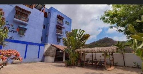 Posada Las Flores in Los Ayala, Mexico