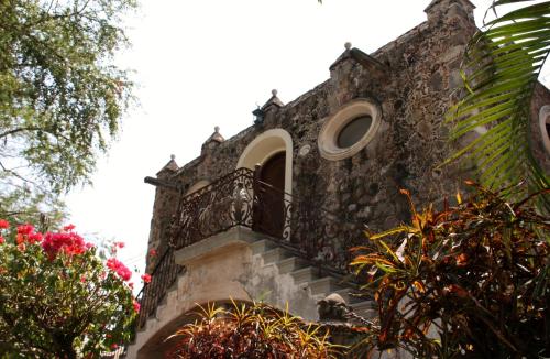 Hotel Hacienda Vista Hermosa in Tequesquitengo, Mexico