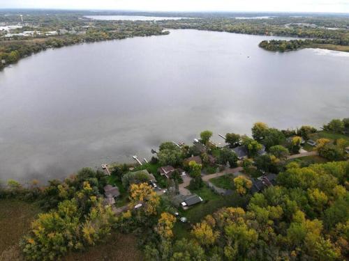 The Clear Lake Retreat