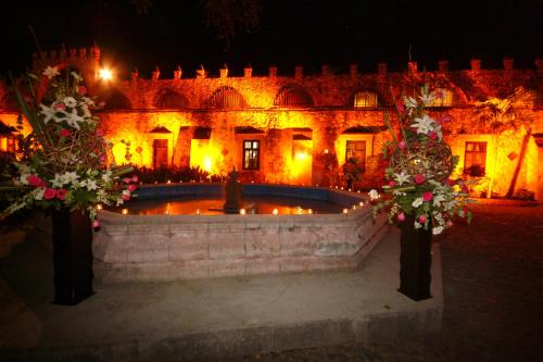 Hotel Hacienda Vista Hermosa in Tequesquitengo, Mexico