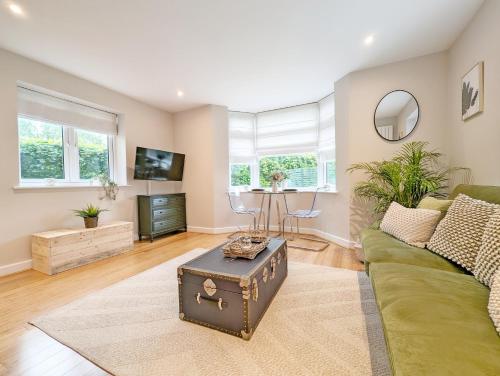 Roseland Apartment 2 in Arundel