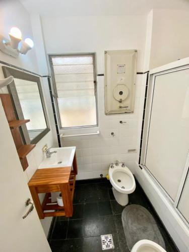 Two-Bedroom Apartment room in Cálido espacio en el centro de Capital Federal