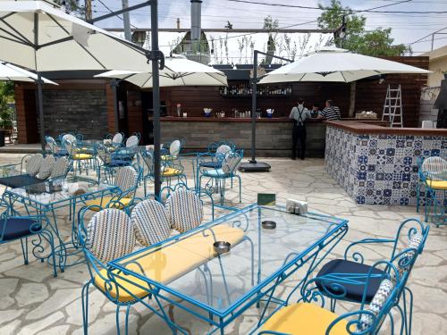 restavracija, GARDEN HOTEL in Roumie