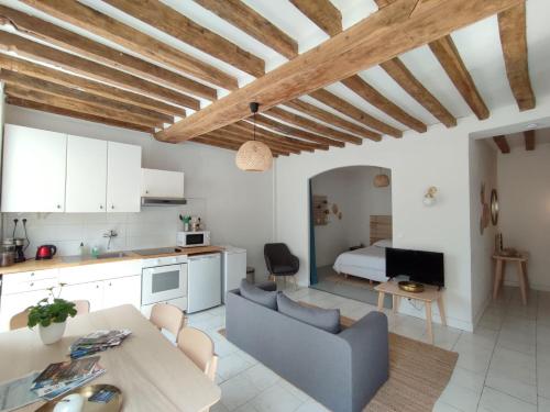 Charmant studio en centre-ville. - Location saisonnière - Saint-Pierre-en-Auge