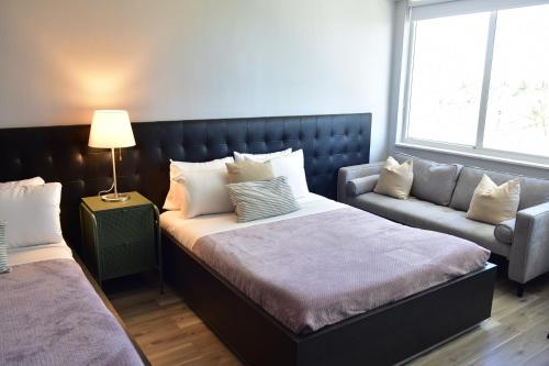 327-Spacious studio at the BEACH in Sunny Isles Beach, USA