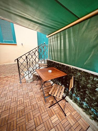Balcony/terrace, Garden Suite in Civitavecchia