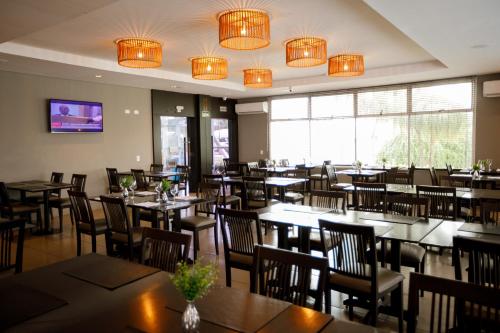 561543496 Comfort Suites Londrina