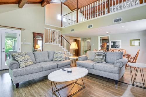 Spacious Lake Granbury Home with Patio and Boat Dock! - image 10