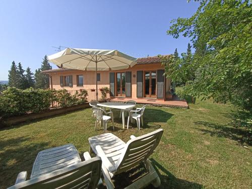 Apt Rebecca - Apartment in Villa in the Vineyard, Strada