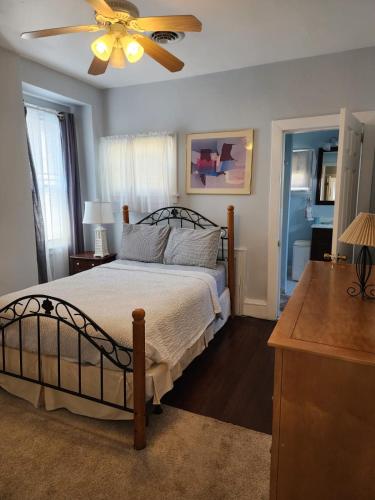Sunshine House in Ventnor City, USA