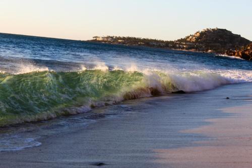 RUSTICO LOUNGE-Property in front of the beach in San José del Cabo, Mexico