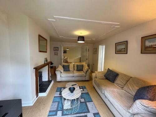 1 bed annex with extra sofa bed ideal for families and business guests 1 bed annex with extra sofa bed ideal for families and business guests