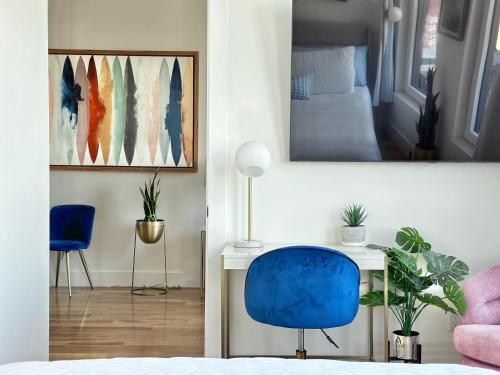 Large One Bedroom - Massive Private Terrace - Luxury Building - Williamsburg - Greenpoint in Brooklyn, USA