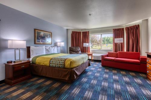 All Towne Suites in St. Robert (Missouri)