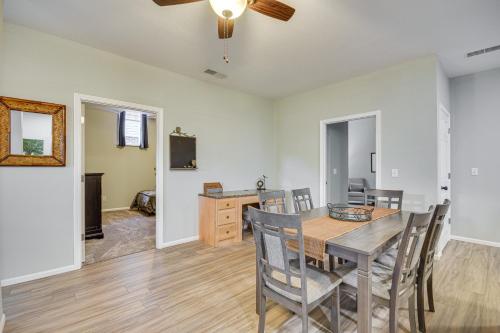 Pet-Friendly Downtown Fulton Apt with Smart TV! in Fulton, USA