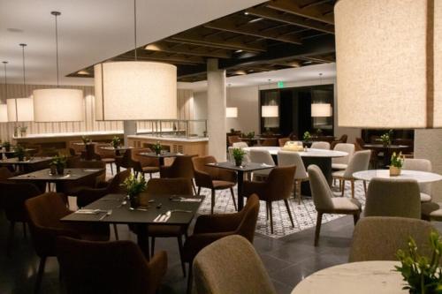 Estelar Recinto Del Pensamiento Hotel Y Centro De Convenciones - 레스토랑