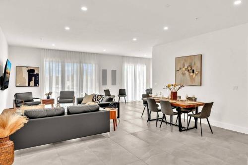 Stunning 3BR Fort Lauderdale Pool, Gym & Game Room in Fort Lauderdale, USA