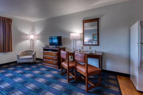 All Towne Suites All Towne Suites