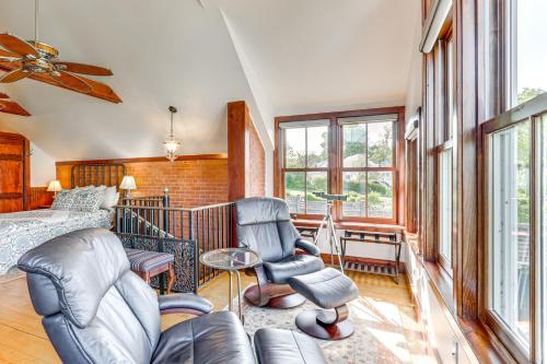 Downtown Essex Apartment - Steps to River! in Essex (CT)