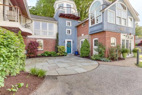 Downtown Essex Apartment - Steps to River! in Essex (CT)